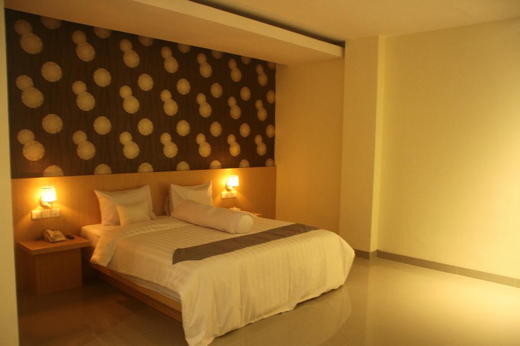 Kaliban Hotel Batam Екстер'єр фото