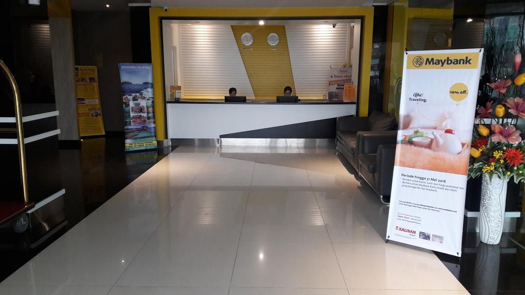 Kaliban Hotel Batam Екстер'єр фото