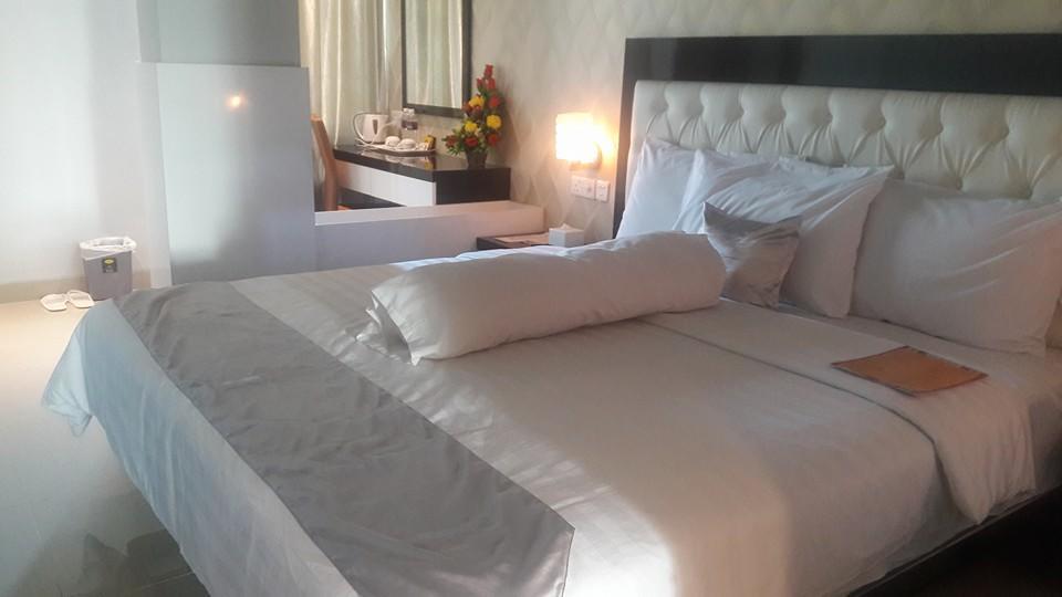 Kaliban Hotel Batam Екстер'єр фото